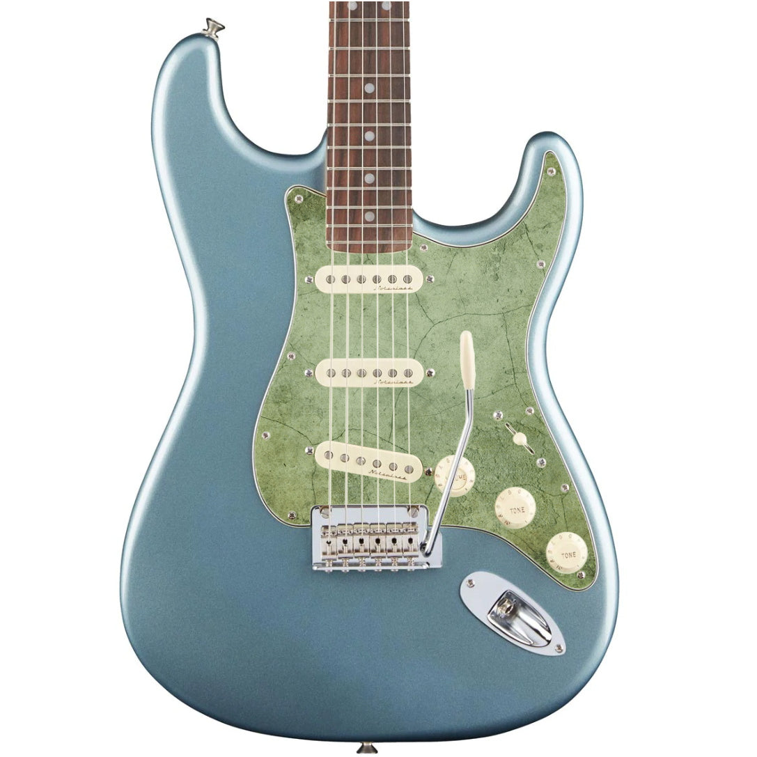 Egyedi Stratocaster gitárkoptató földszínű, kőhatású mintázattal, amely egyedi és karakteres dizájnt biztosít