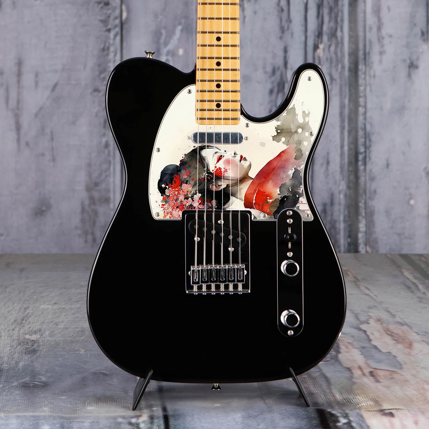 Egyedi Fender Telecaster gitár koptató piros kimonót viselő japán nő portréjával, virágdíszítéssel és pagodával a háttérben