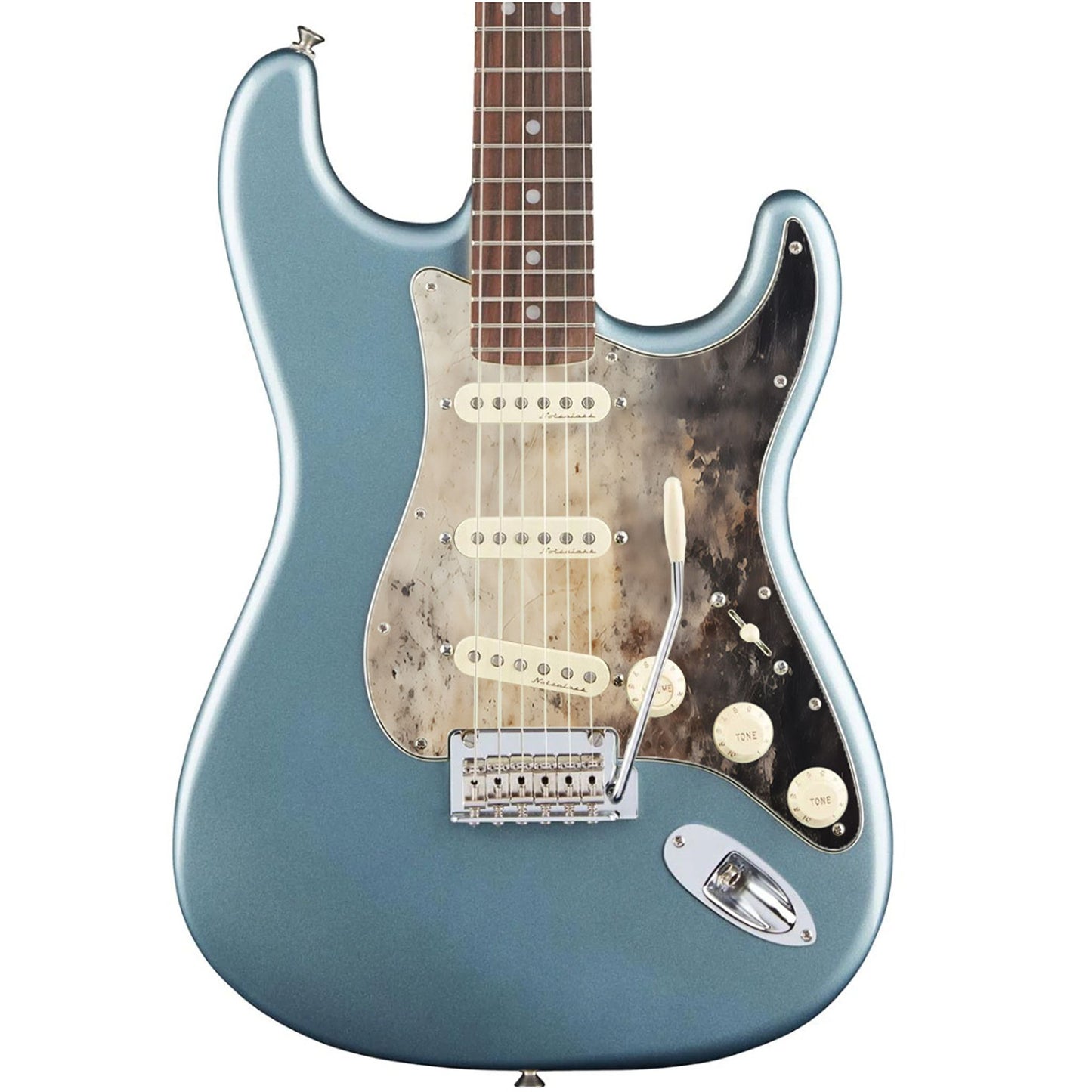 Egyedi Fender Stratocaster gitár koptató füstös hatású textúrával, bézs és fekete árnyalatokkal, valamint finom rozsdafoltokkal