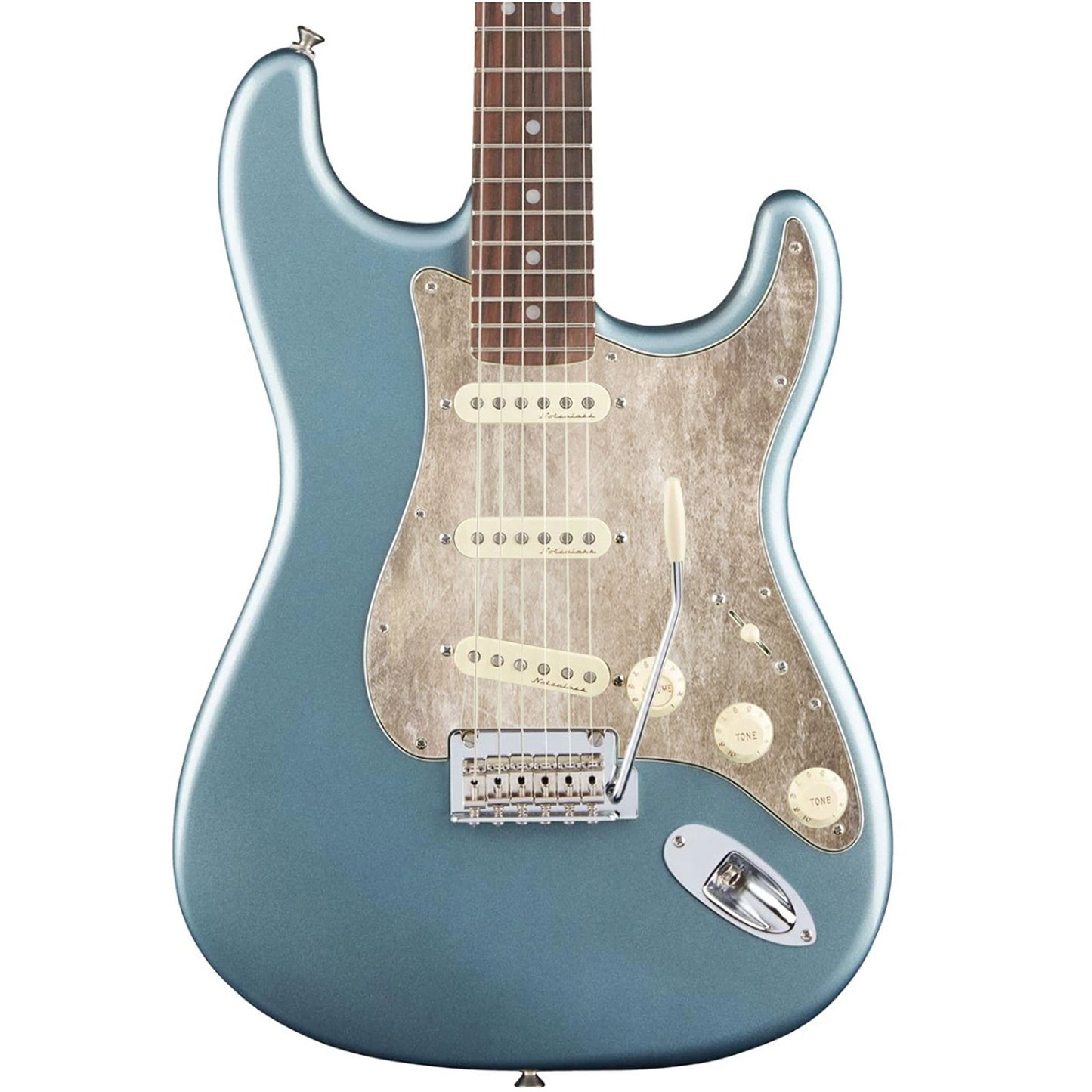 Egyedi Fender Stratocaster gitár koptató világos homokszínű tónusokkal, visszafogott kopásokkal és természetes textúrával