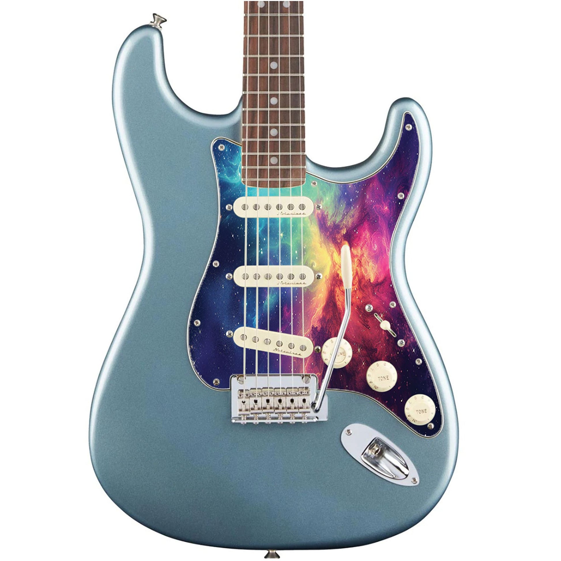 Egyedi Fender Stratocaster gitár koptató vibráló galaxis mintázattal, élénk rózsaszín, narancs és kék ködfelhőkkel és csillagokkal
