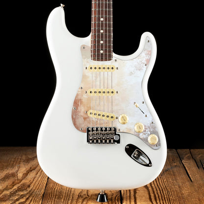 Fender Stratocaster Gitárkoptató - Egyedi Stratocaster pickguard - Pale Auburn