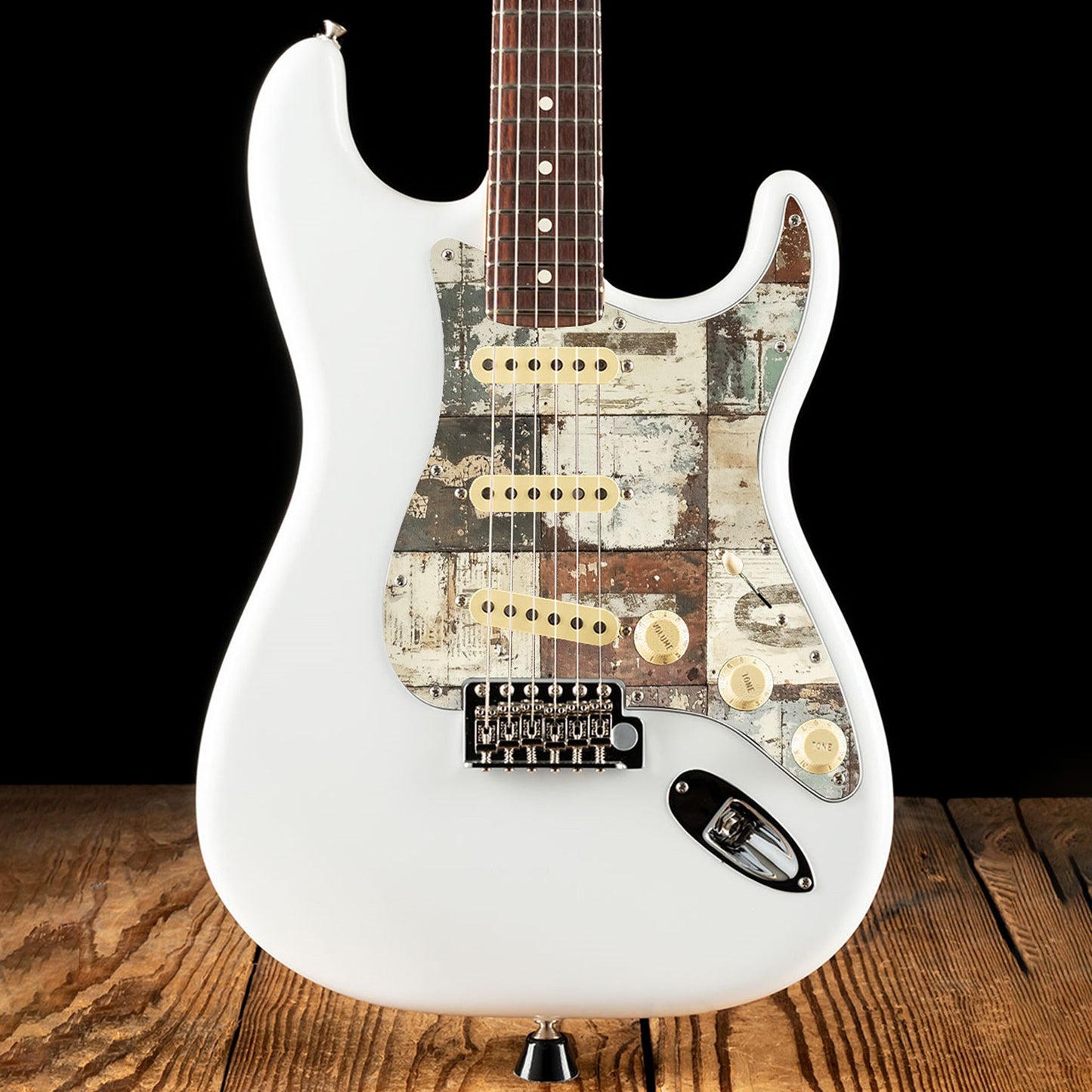 Fender Stratocaster Gitárkoptató - Egyedi Stratocaster pickguard - Rustic Numbers
