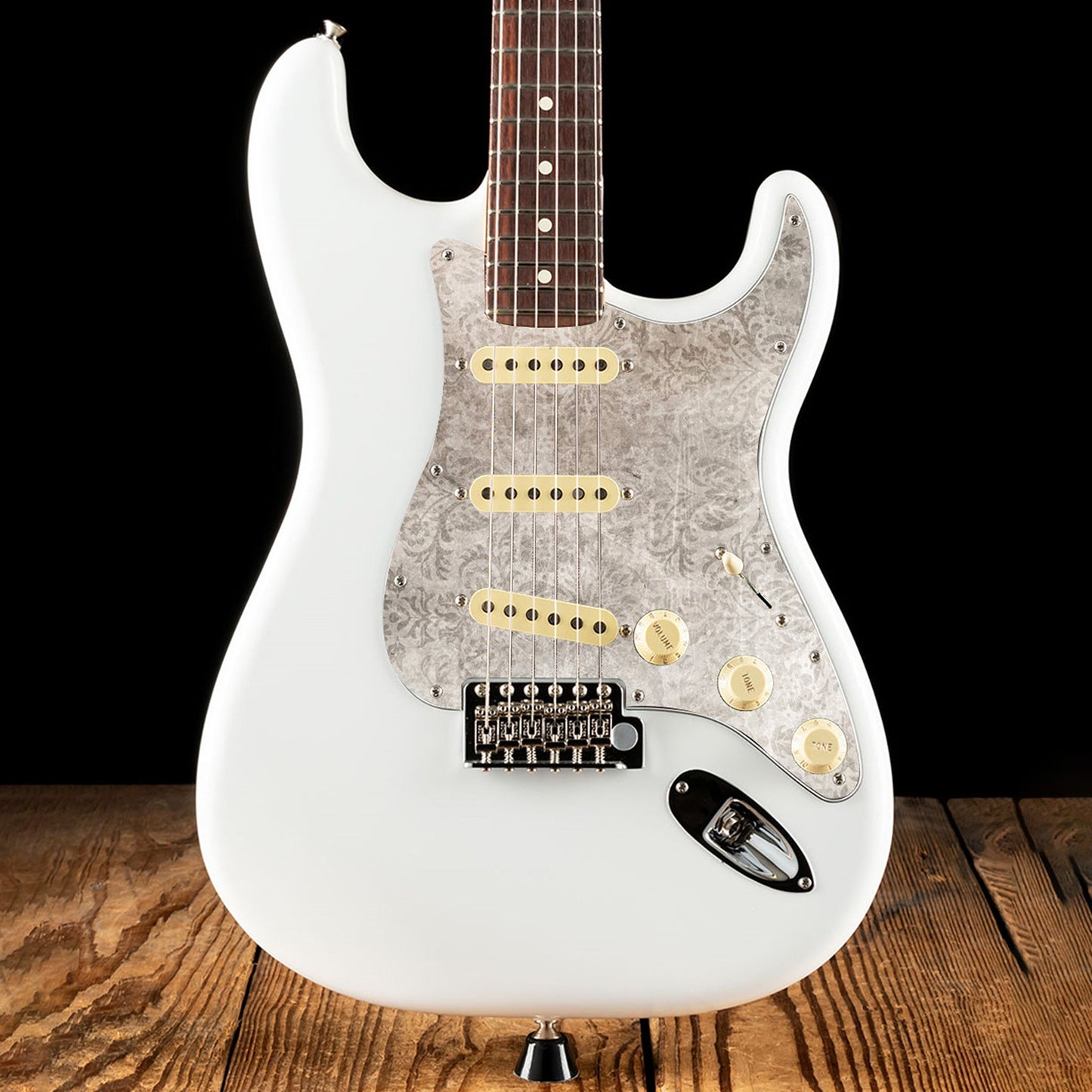 Fender Stratocaster Gitárkoptató - Egyedi Stratocaster pickguard - Neutral Damasks