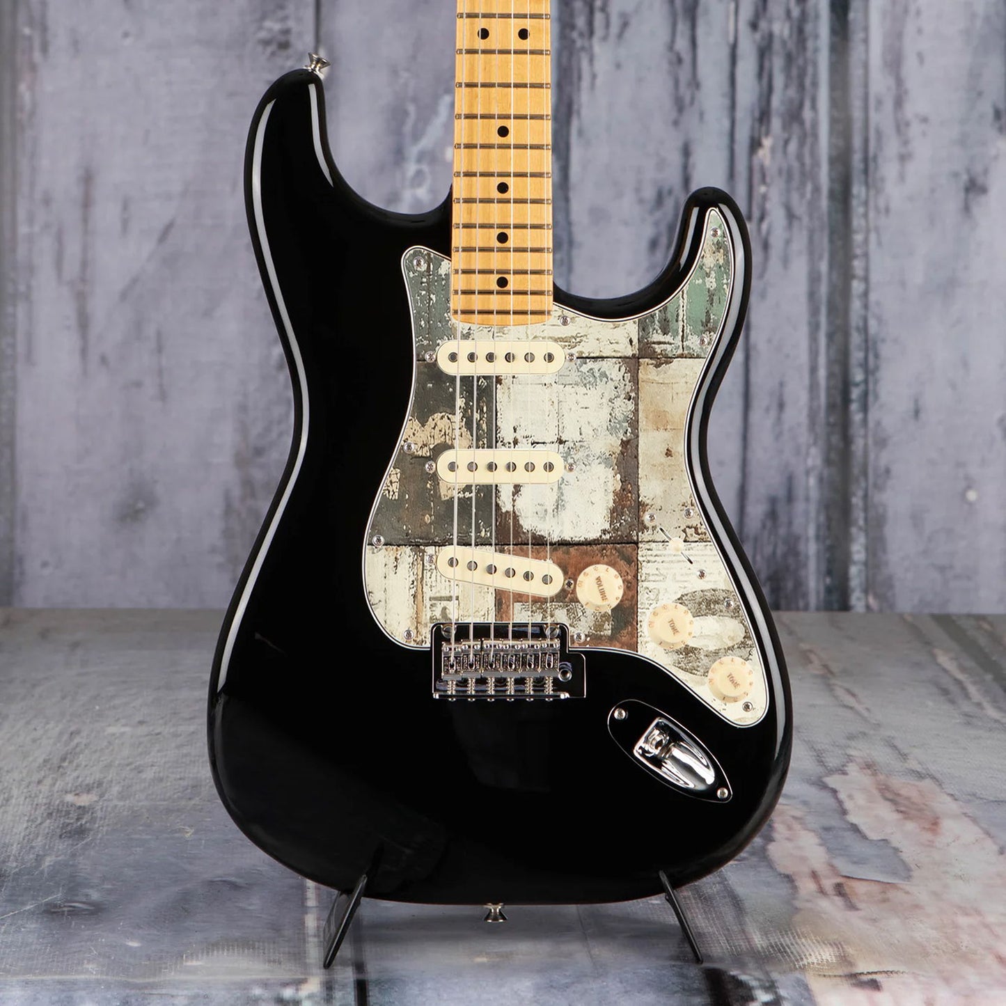 Fender Stratocaster Gitárkoptató - Egyedi Stratocaster pickguard - Rustic Numbers