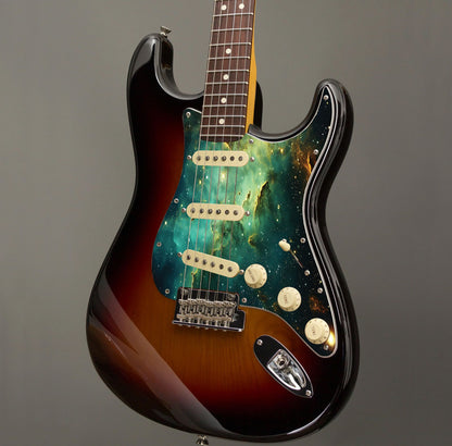 Fender Stratocaster Gitárkoptató - Egyedi Stratocaster pickguard - Wondrous Galaxy Space