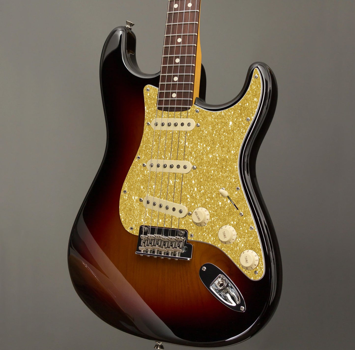 Fender Stratocaster Gitárkoptató - Egyedi Stratocaster pickguard - New Gold Glitter