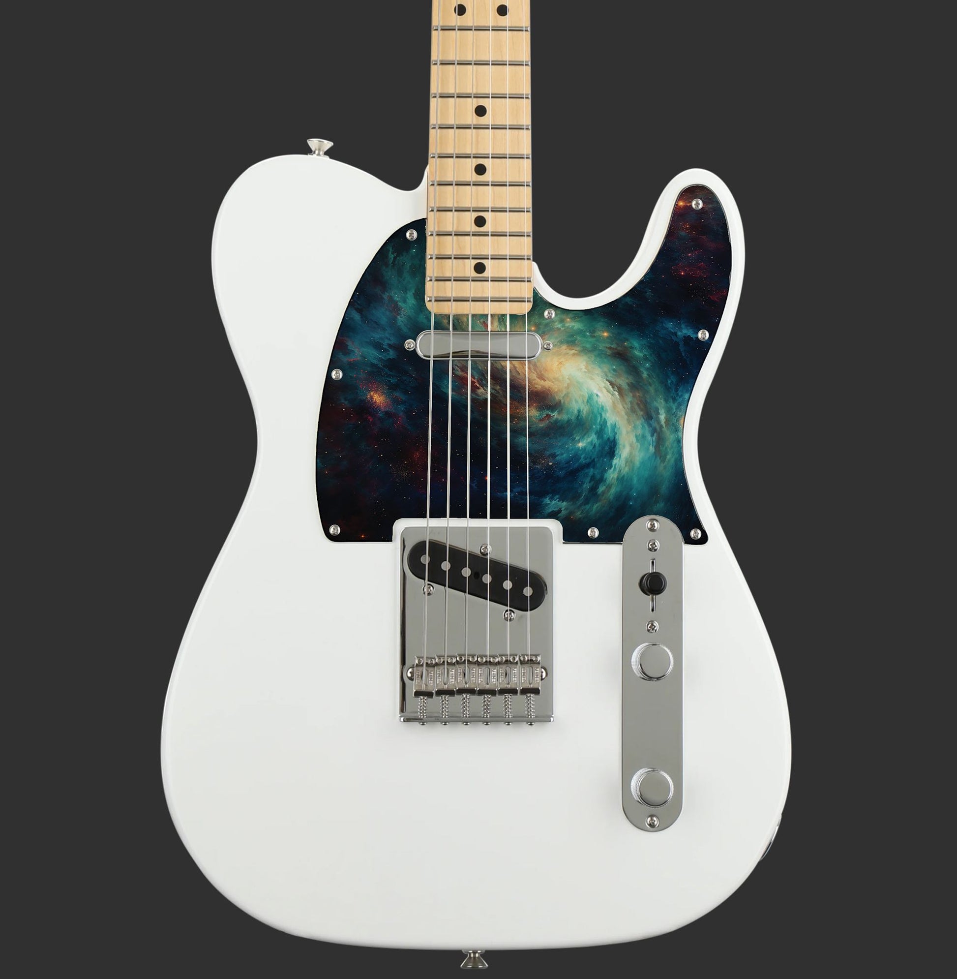 Egyedi Fender Telecaster gitár koptató örvénylő galaxis mintázattal, mélykék és arany árnyalatokkal, valamint szórtan ragyogó csillagokkal