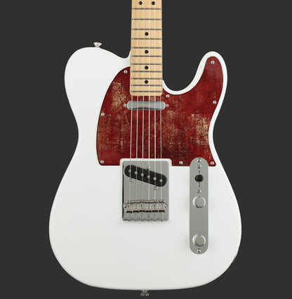 Egyedi Fender Telecaster gitár koptató élénk vörös árnyalattal, aranyos kopásokkal és karakteres textúrával