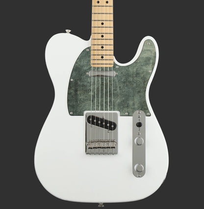 Egyedi Fender Telecaster gitár koptató fakó zöldes-szürke árnyalattal, érdes textúrával és enyhén patinás felülettel