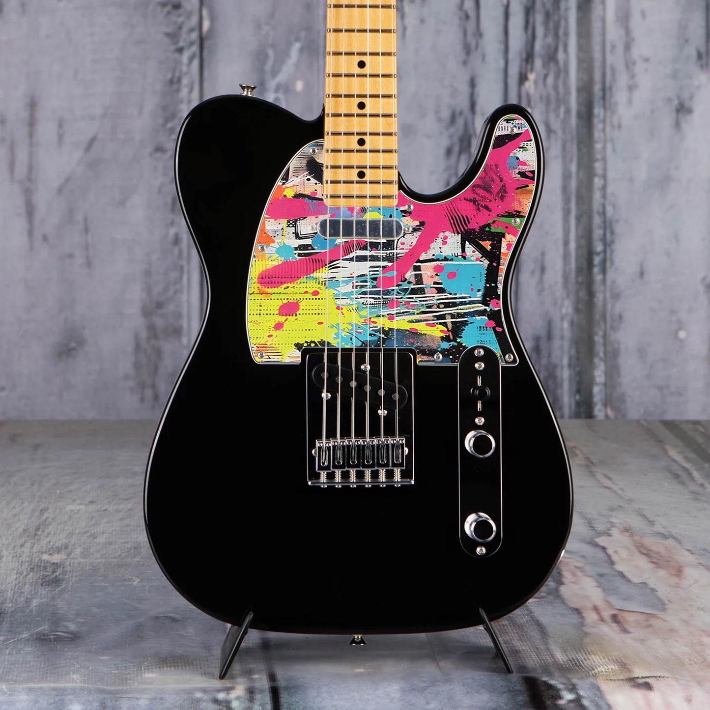 Fender Telecaster Gitárkoptató - Egyedi Telecaster pickguard - Graffiti Backdrop