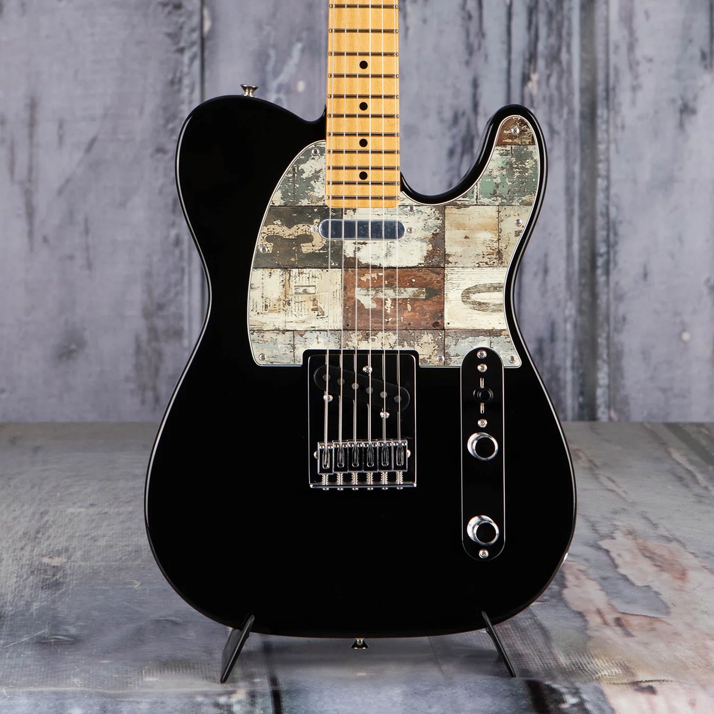 Vintage stílusú Telecaster gitárkoptató kopott számos mintával, egyedi gitárokhoz ideális.