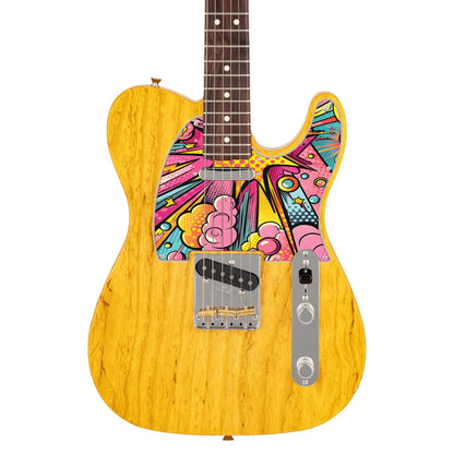 Egyedi Fender Telecaster gitár koptató élénk pop-art dizájnnal, sárga, rózsaszín és kék árnyalatokkal, dinamikus mintázattal
