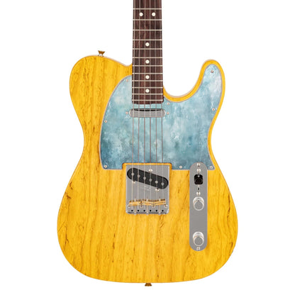 Egyedi Telecaster gitár koptató vízkék, felhőmintás textúrával, amely friss és légies megjelenést biztosít